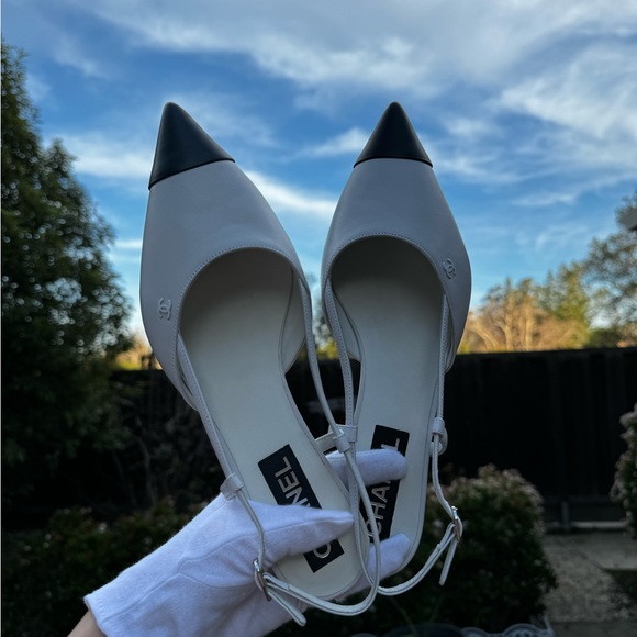 Chanel classic ballet two tone slingbacks NWB pointed toes 39.5 - Picture 6 of 15